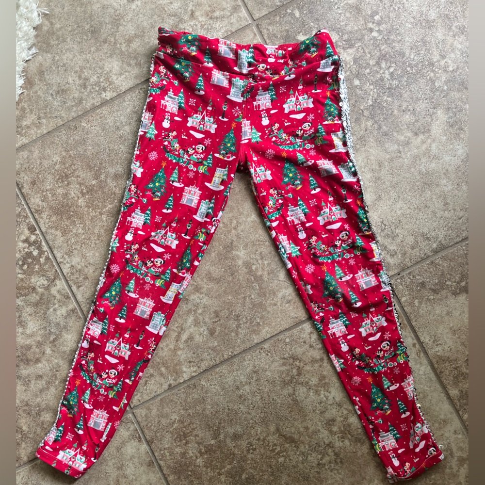 Disney Leggings…Christmas…silver sequins down the sides…size YL